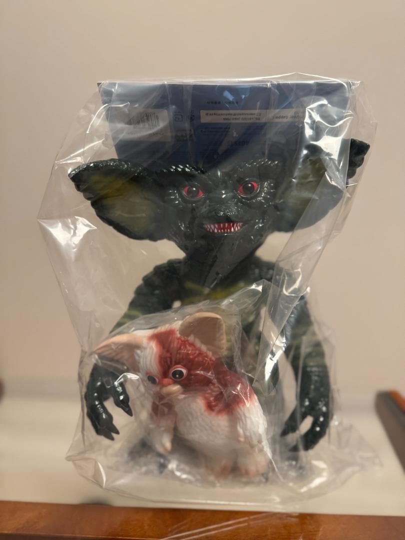 安楽安作　グレムリン フィギュア 2体セット　ソフビ