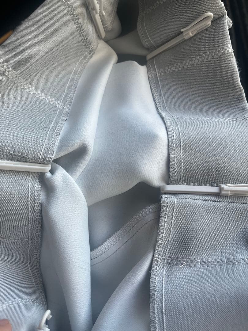 ニトリ　遮光カーテン2窓　スロウ　ライトグレー4枚 バラ売り5000円