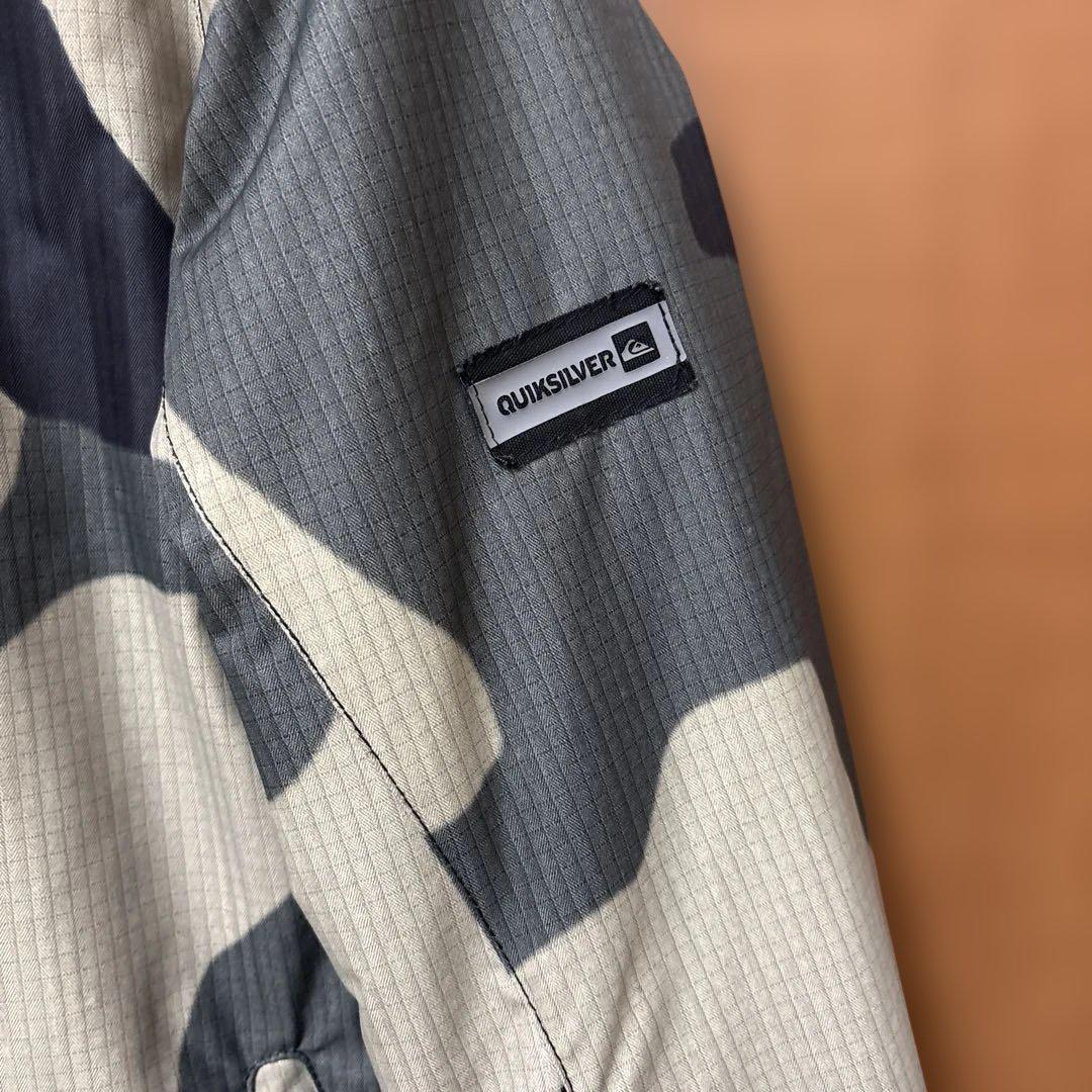 QUIKSILVER 子ども用スノーボードウェアセット　M10