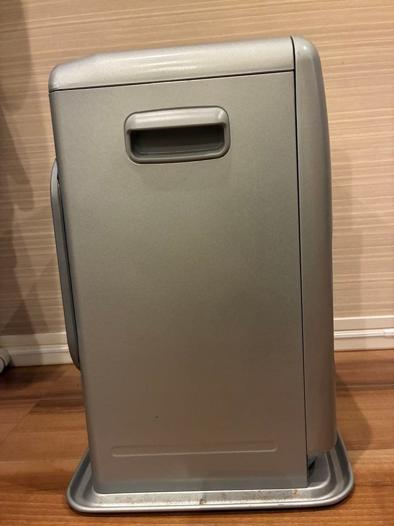 ダイニチ　石油ファンヒーター　ブルーヒーター　FW-3218S 2018年製