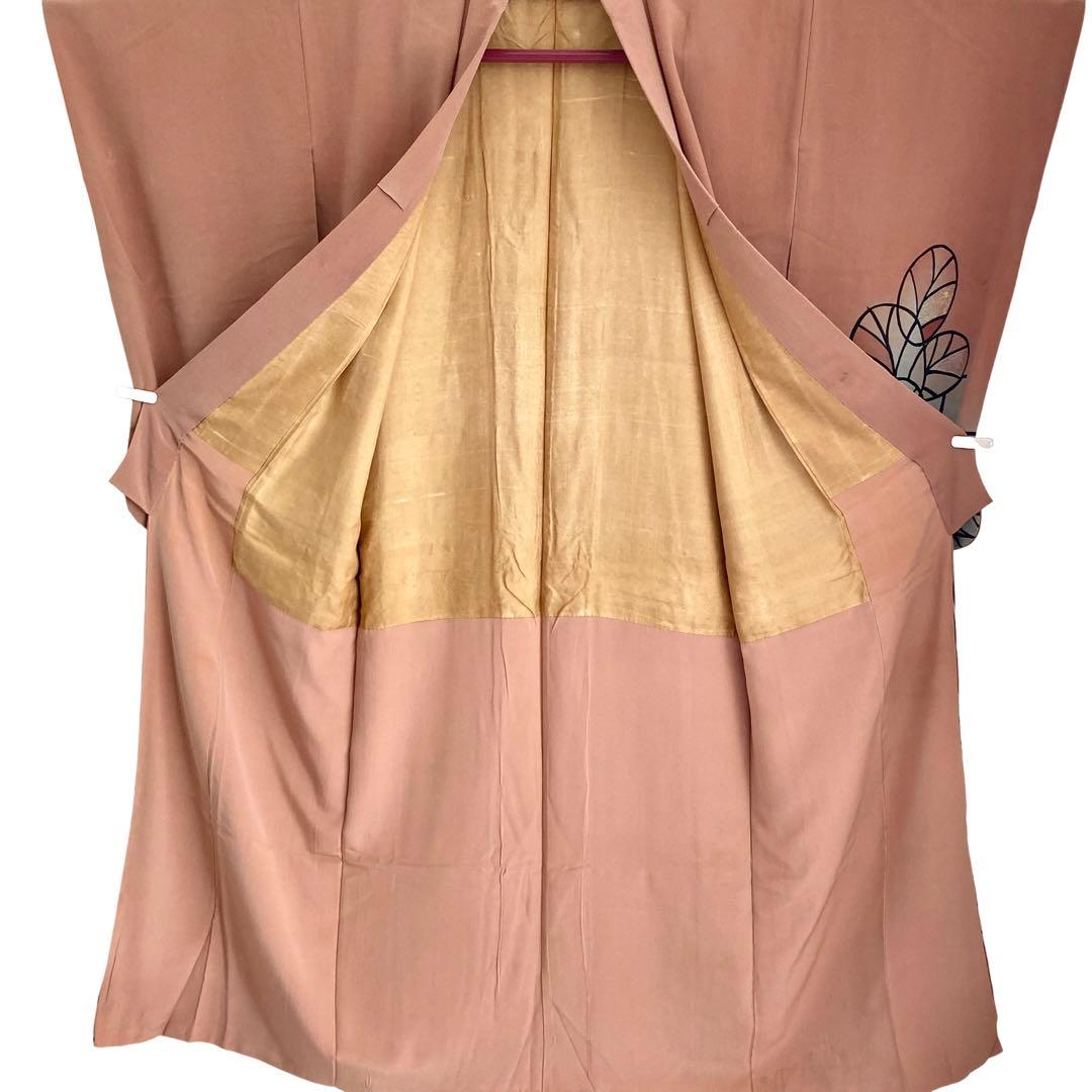 セミアンティーク　洋風建物　着物