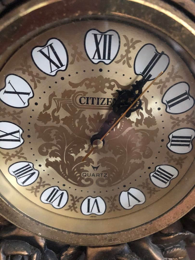 レア置き時計　昔のシチズン　クォーツ電池式　可動