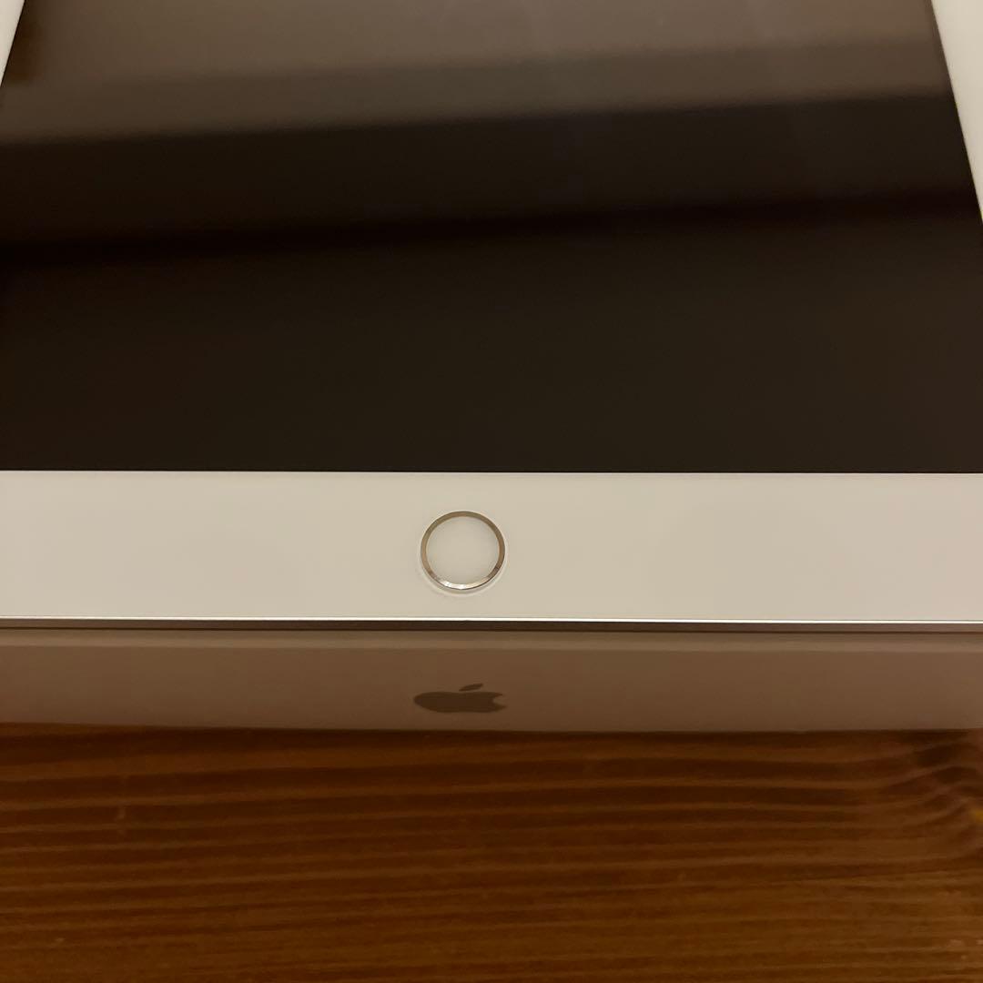ち*う様 Apple iPad 第６世代　32GB
