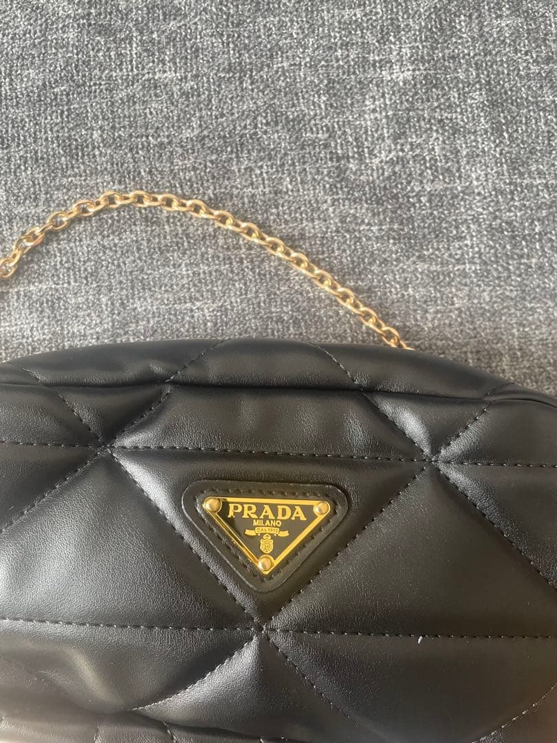 PRADA キルティング 2way ショルダーバッグ ノベルティ 即日発送