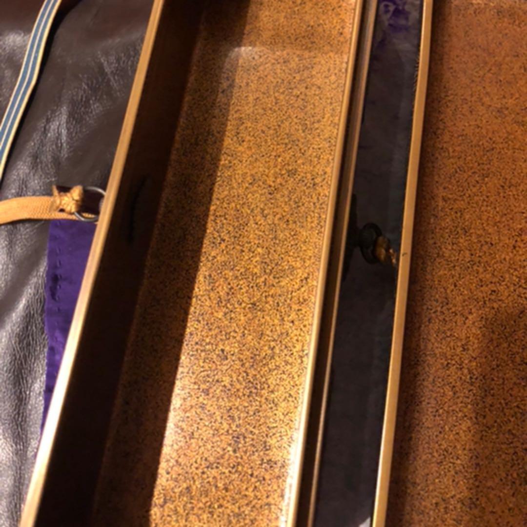 菊紋　銀金具中梨子硯箱　銀水滴