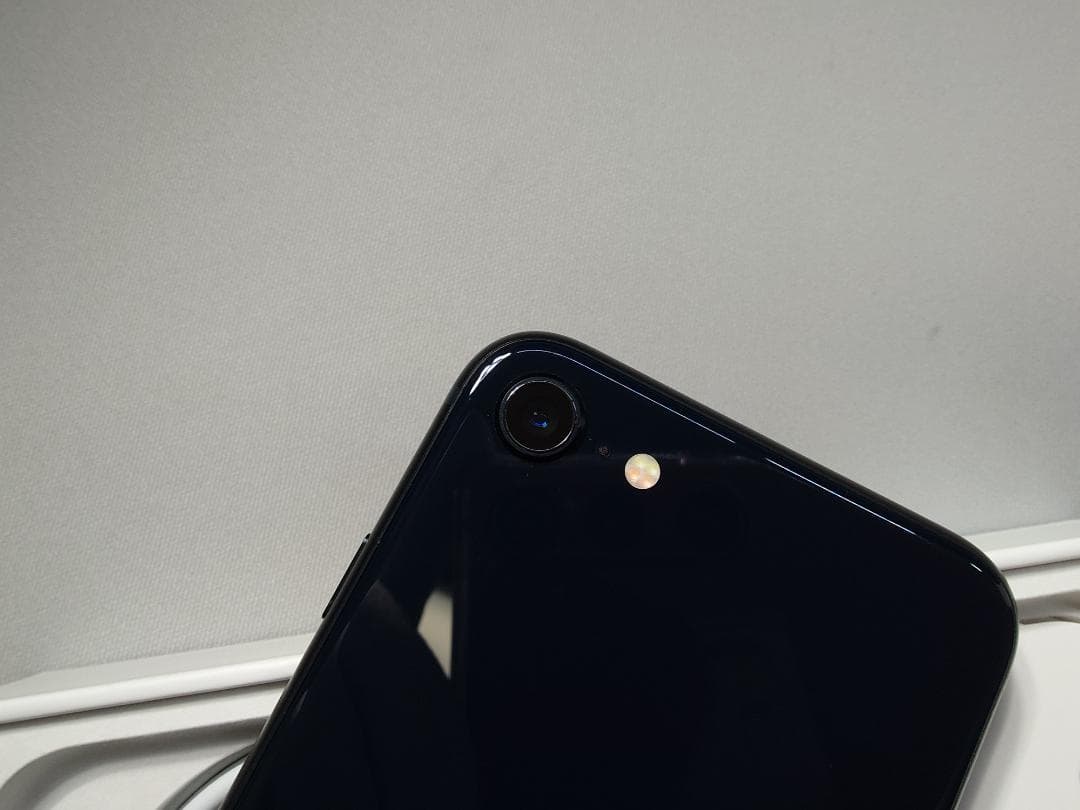 iPhone SE 第3世代　128GB ミッドナイト