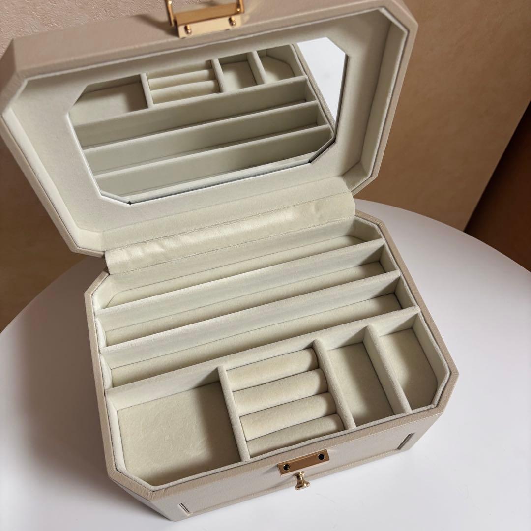 A'pearl エパール ジュエリーボックス カシミアベージュ