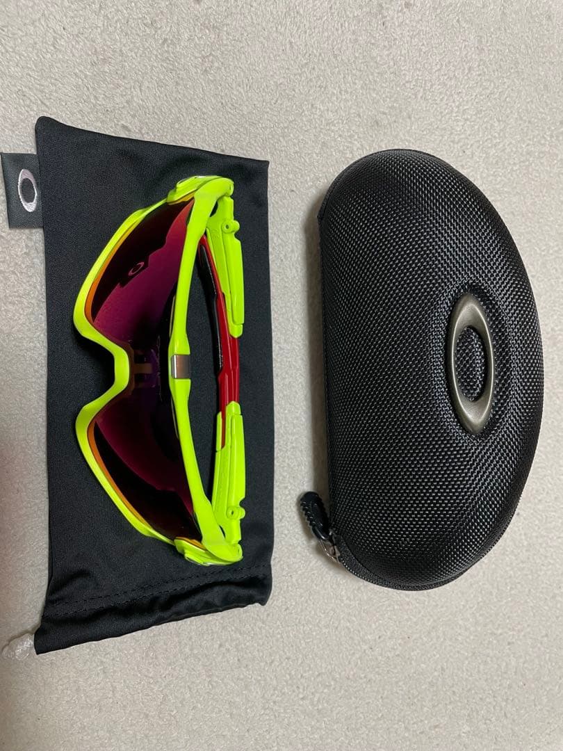 Oakley スポーツサングラス イエロー/レッド ジョウブレイカー