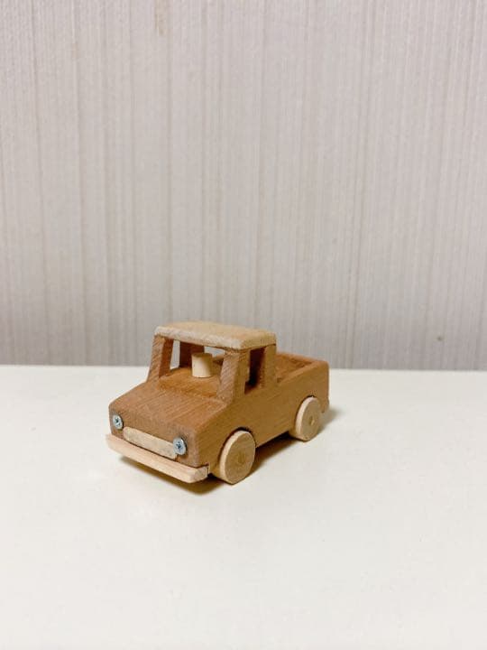 木製ミニカー　トラック