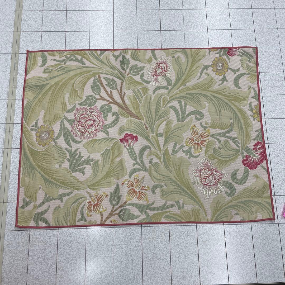 きー出品 ゴールド柄 とフリンジ付きクッションカバー 45×45 レスター