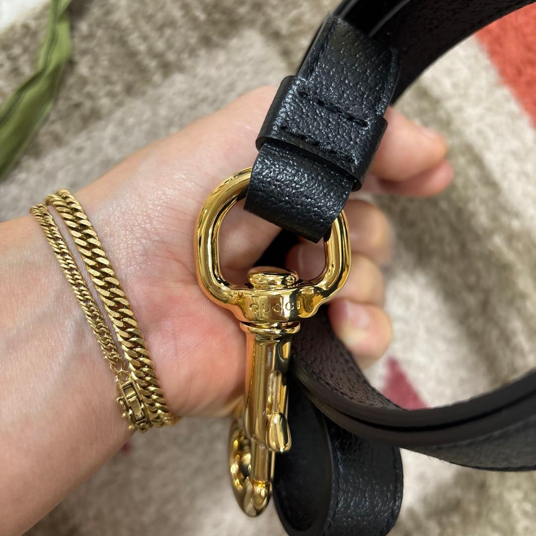 正規品　GUCCI ブラック レザー リード　Sサイズ