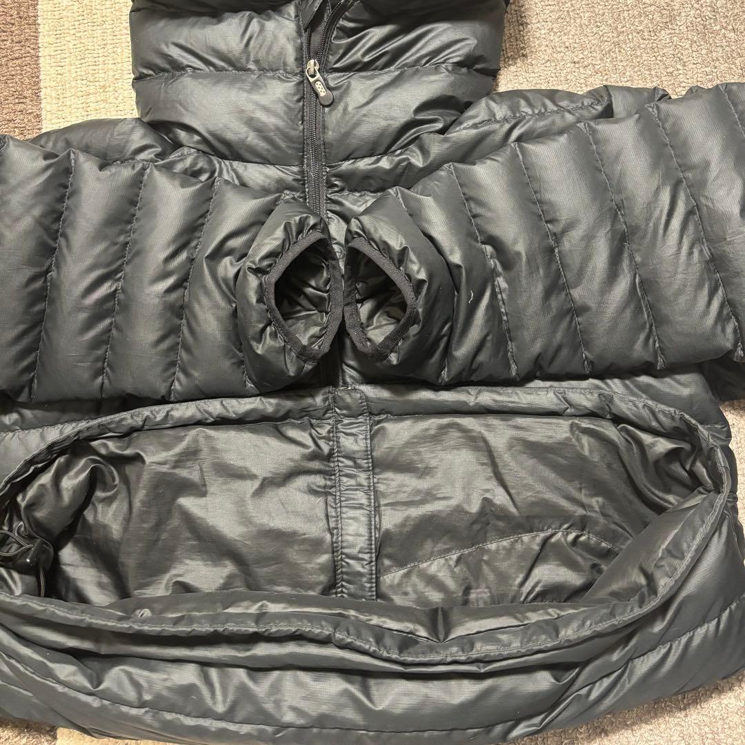 【美品】patagonia ダウンセーターフーディ Sサイズ ブラック