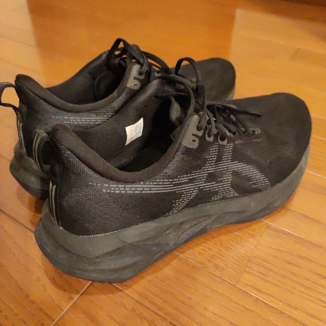 asics アシックス NOVABLAST5 美品　27.5㎝ ノヴァブラスト5