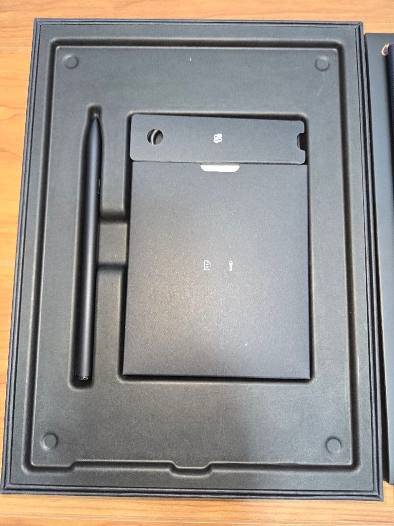 iFLYTEK AINOTE2 シルバー　紺ケース付き