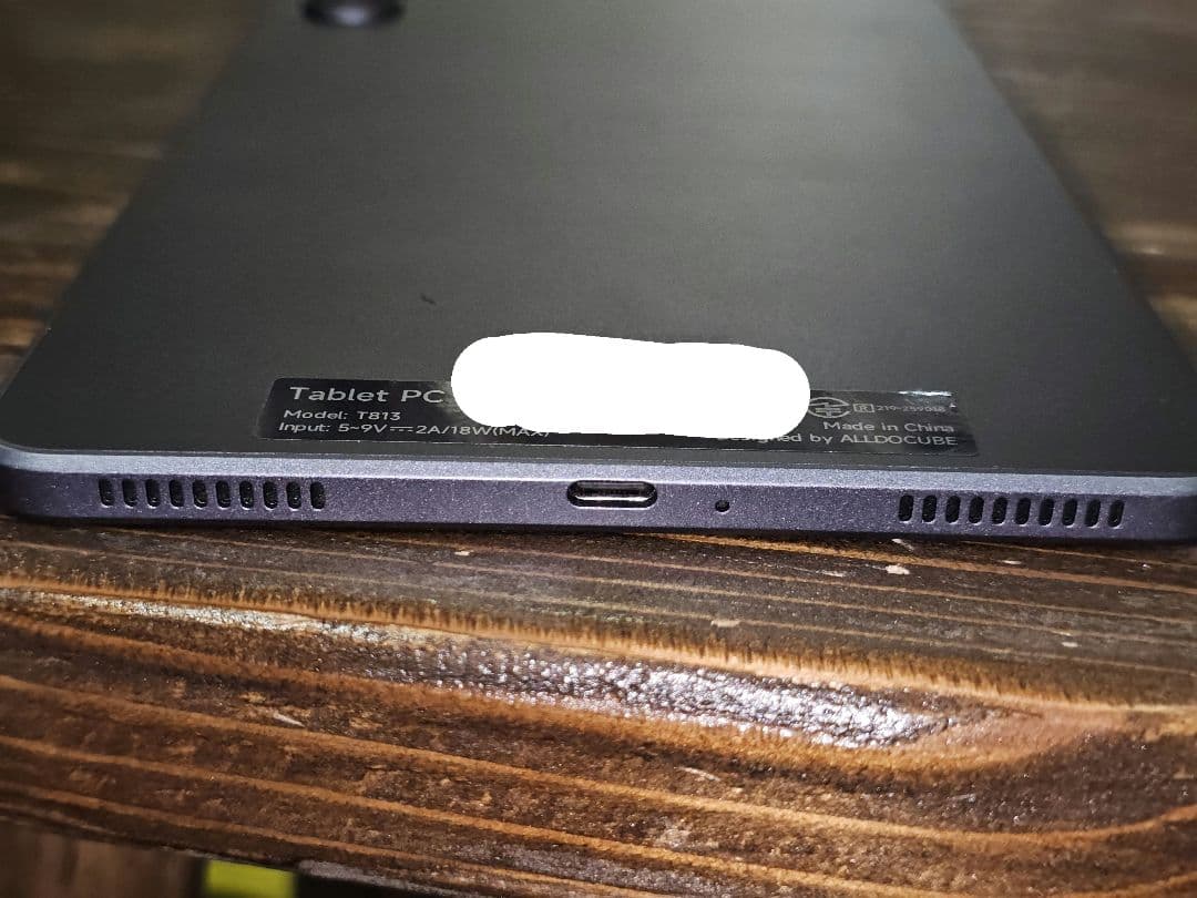 ALLDOCUBE iPlay 70 Mini Pro 本体