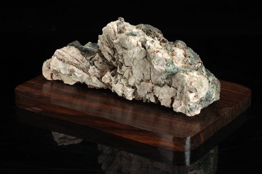 菊花石　断層石 風化景石 台座付 721g 天然石 鑑賞石 原石 自然石 景石