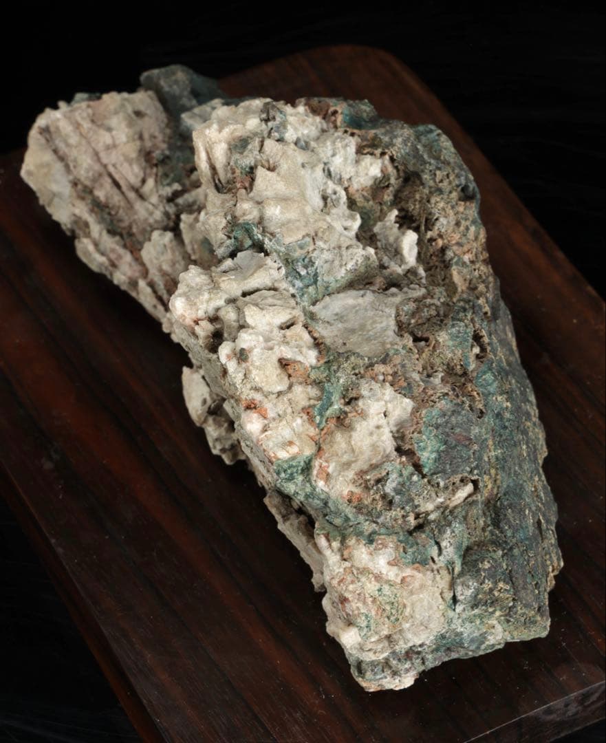 菊花石　断層石 風化景石 台座付 721g 天然石 鑑賞石 原石 自然石 景石