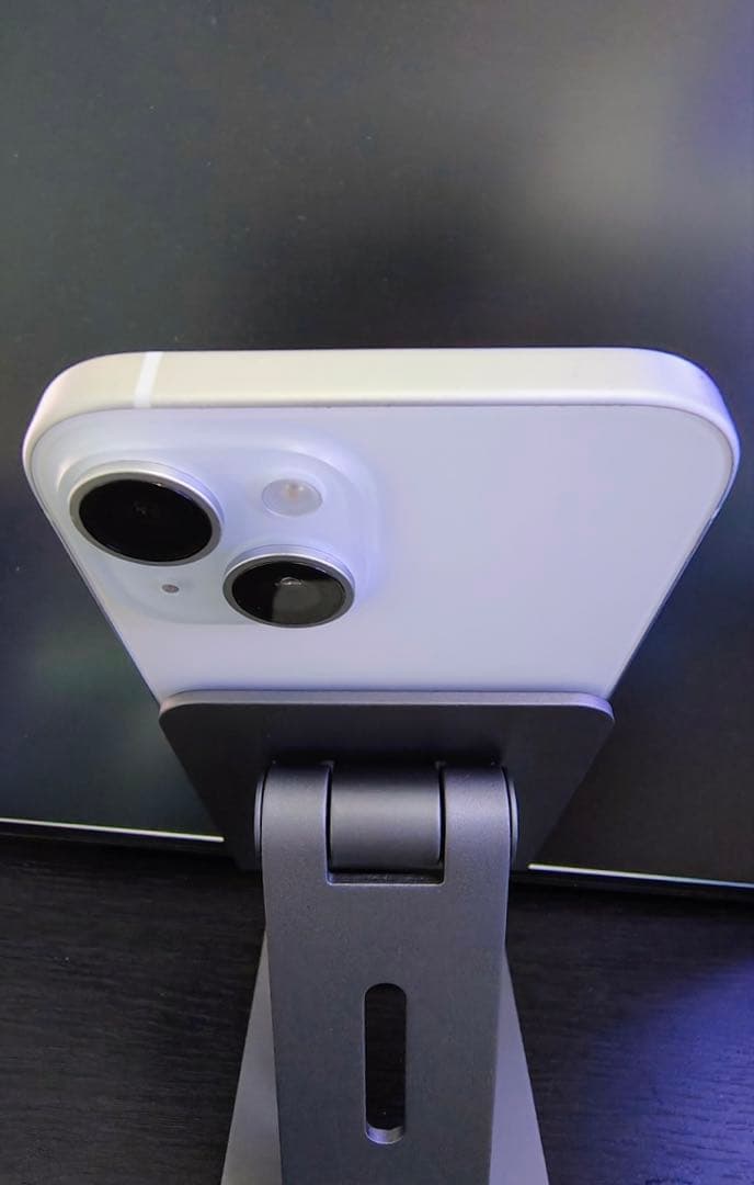 【美品】iPhone15 256GB ブルー Simフリー バッテリー84%