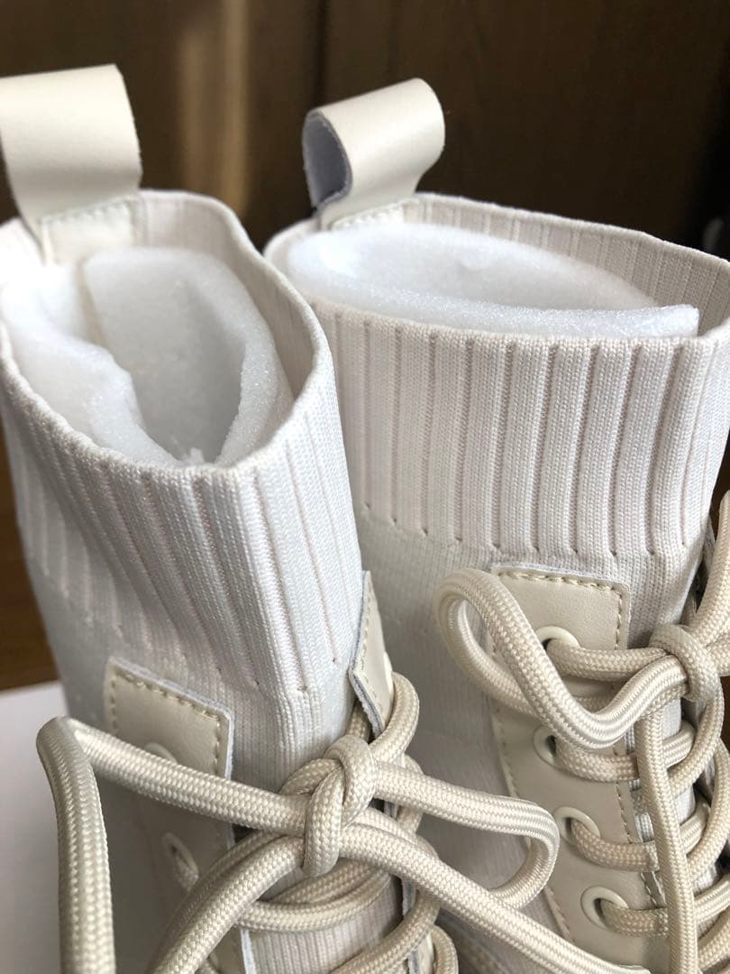 ヤマダヤ　LASUD レースアップレザーブーツ オフホワイト　38 (24㎝)