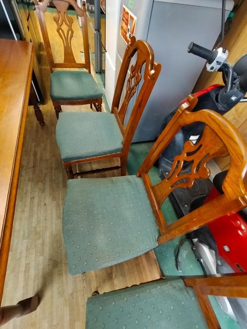 スイカ様　東京都送料込み　三越ブルージュ　イス③