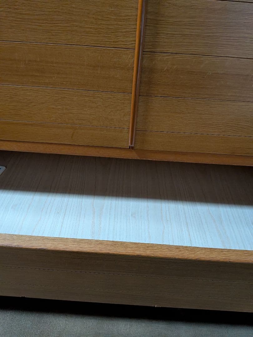 大型木目調収納タンス 鏡付き 引き出し付き家具のみ