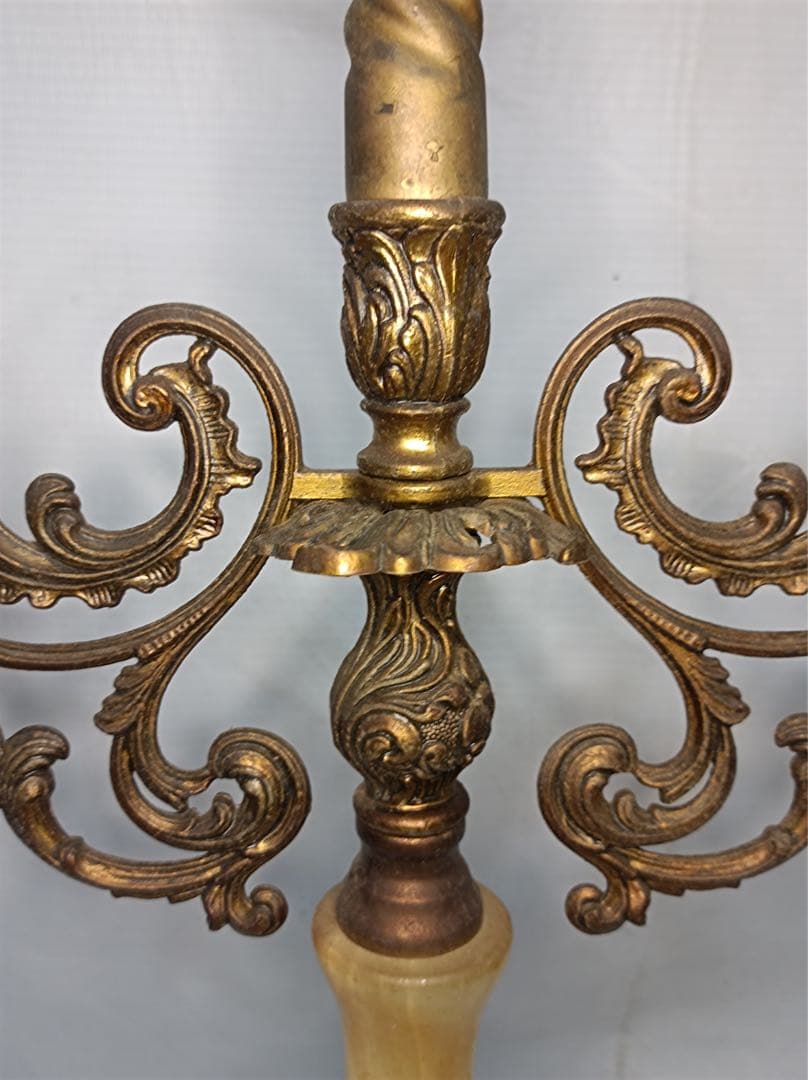 [八6564] 真鍮製　大理石 燭台 キャンドルスタンド