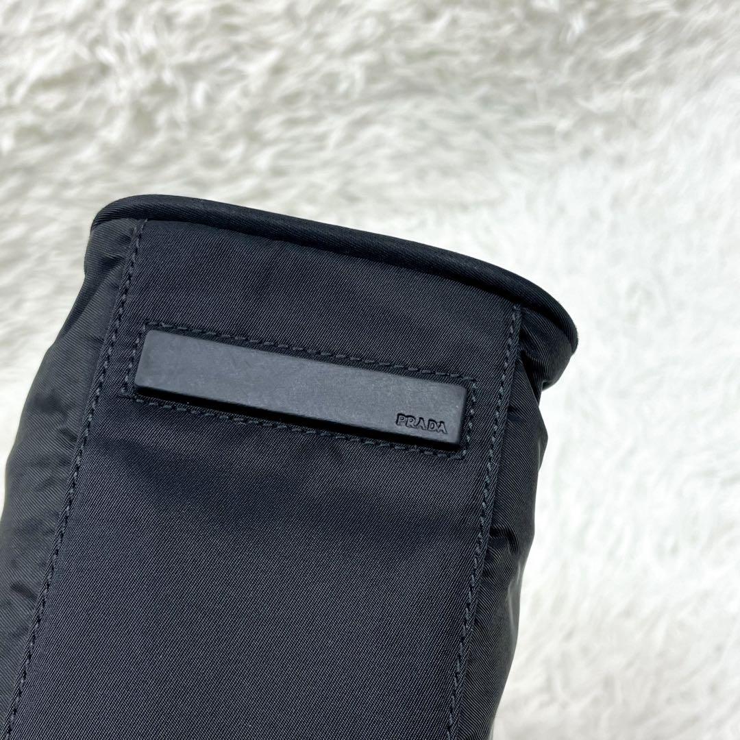 外観美品 プラダ ミニボストンバッグ 三角ロゴプレート ナイロン 肩掛け可能 黒