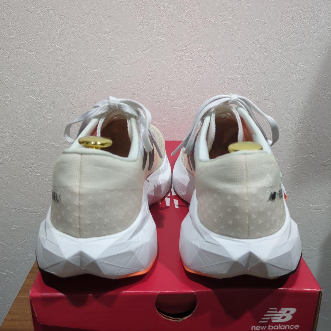 美品！ 走行少fuelcell Rebel V4 25.5cm フューエルセル