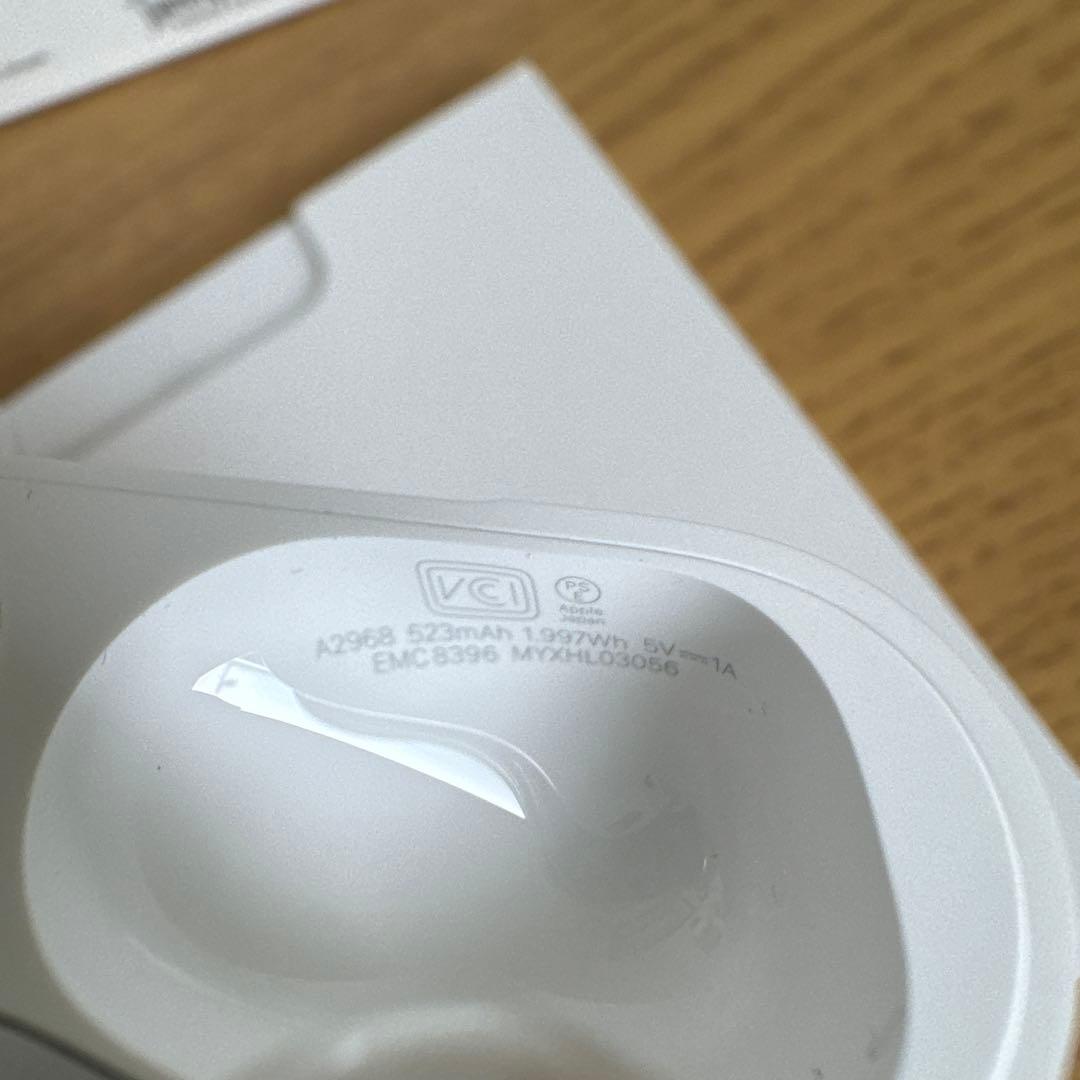 さっちゃん【極美品】Apple AirPodsPro 第2世代 店舗購入品