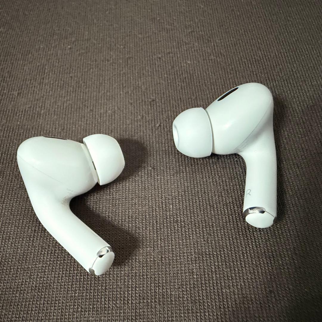 美品 AirPods Pro 第2世代 Type-C MTJV3J/A