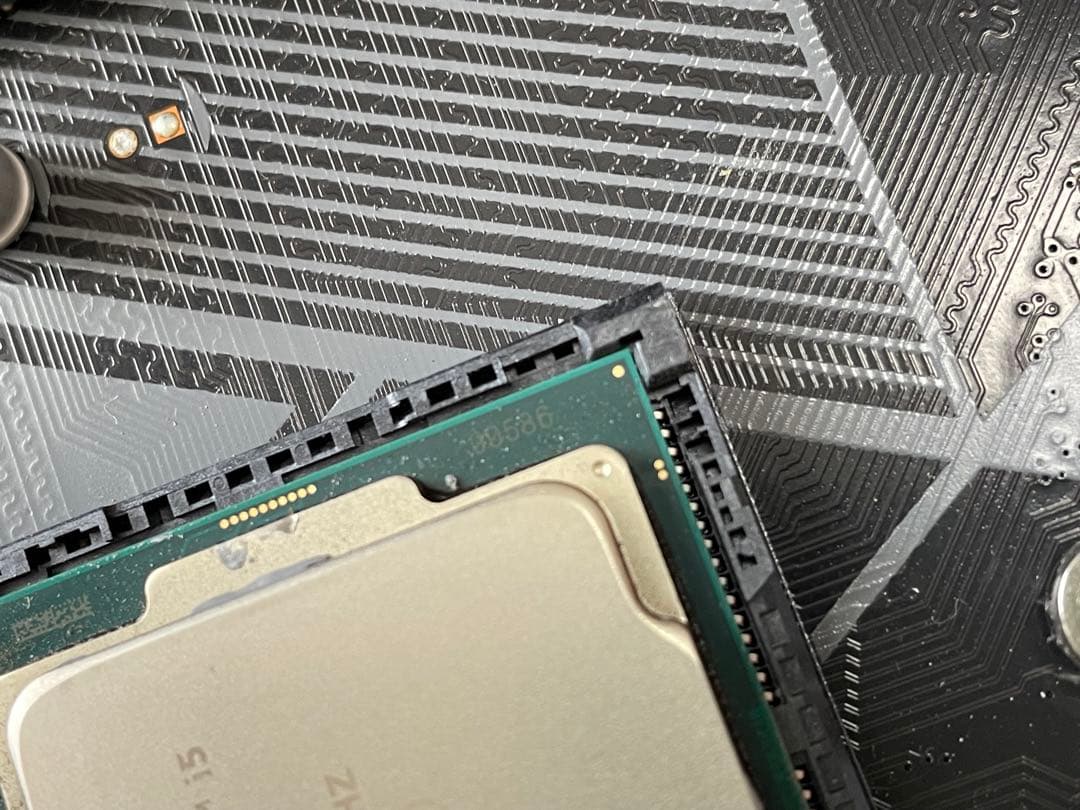 CPU intel i5 8400 asus h310m