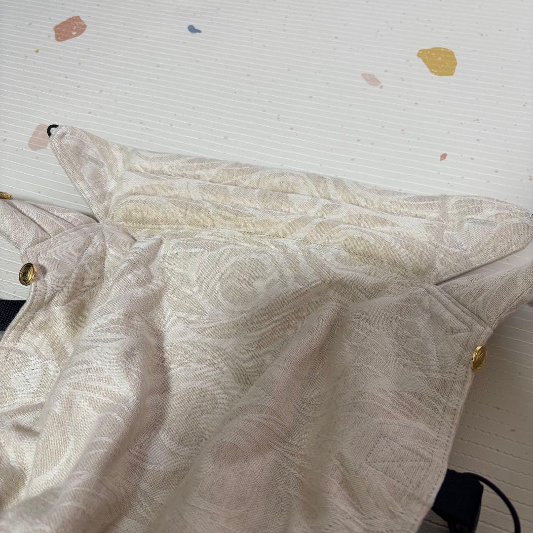 アーティポッペ Artipoppe 抱っこ紐