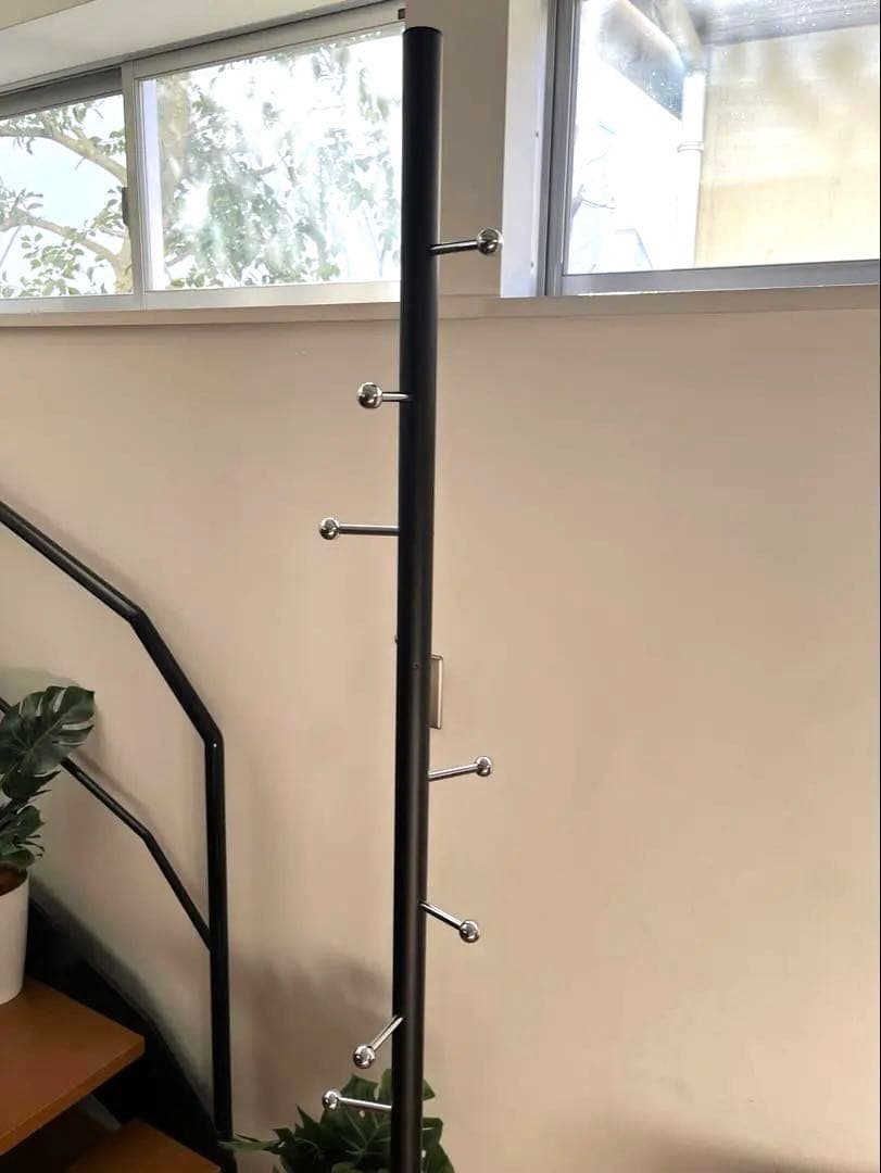 スペイン　Mobles114 コートスタンド　　　　モダンスタイル　ハンガー