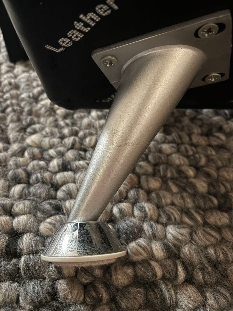 送料込み オットマン レザーワールド IDC 黒 レザー