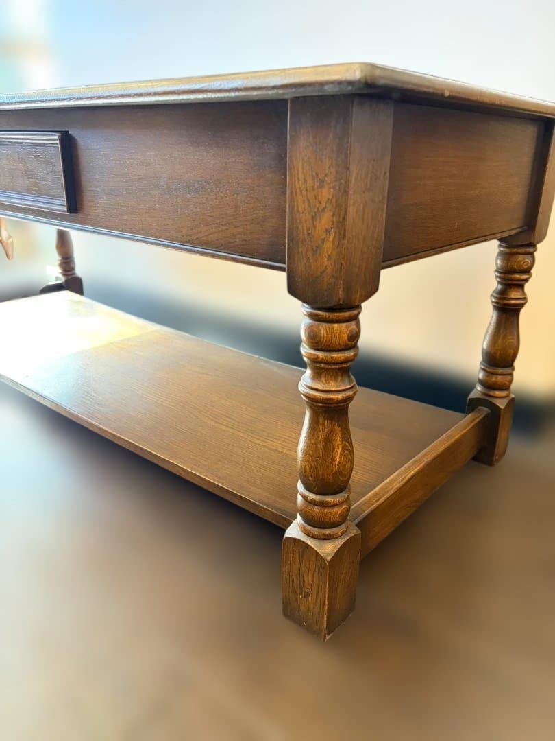 BEVAN FUNNELL 英国家具 クラシックサイドテーブル オーク材