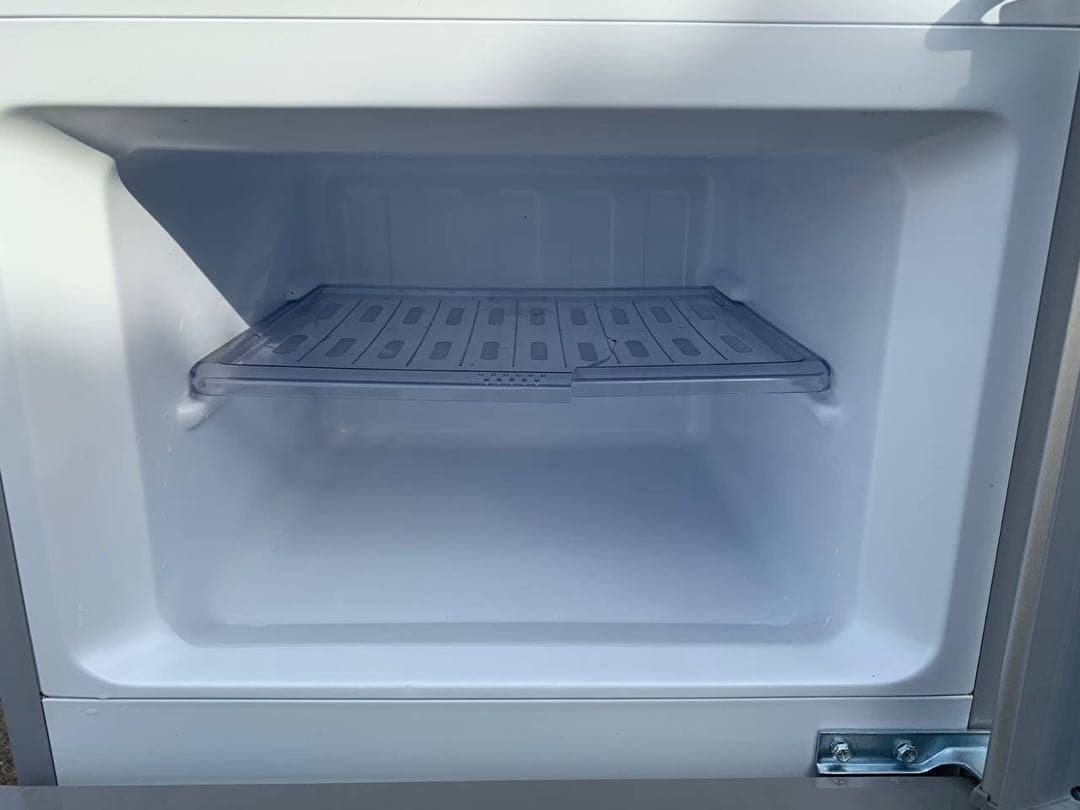 ♦SHARP ノンフロン冷凍冷蔵庫【2015年製】SJ-H12Y-S