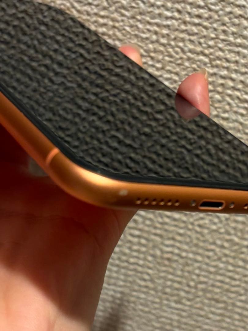 iPhone XR コーラル