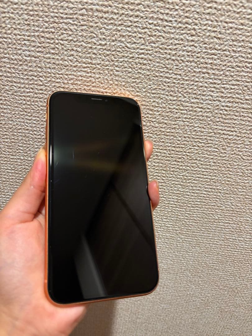 iPhone XR コーラル