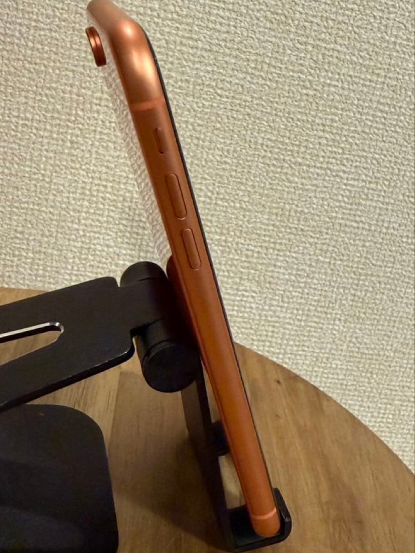 iPhone XR コーラル