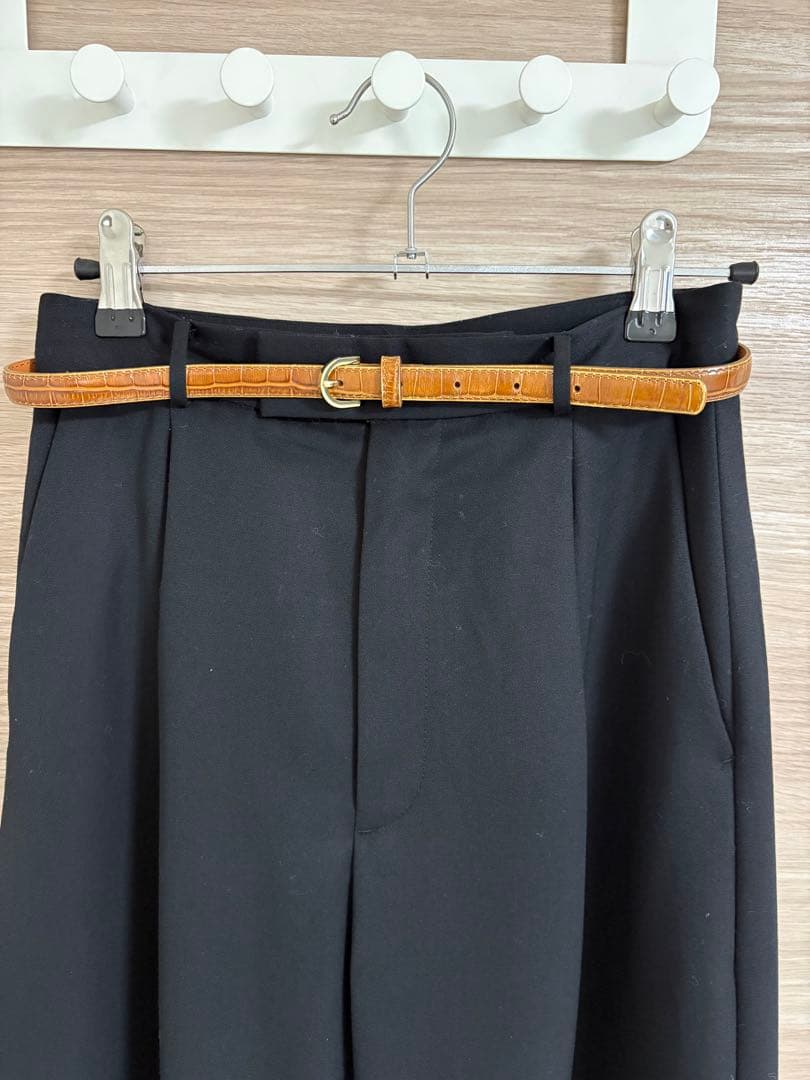 メゾンボワネ　レザーベルト