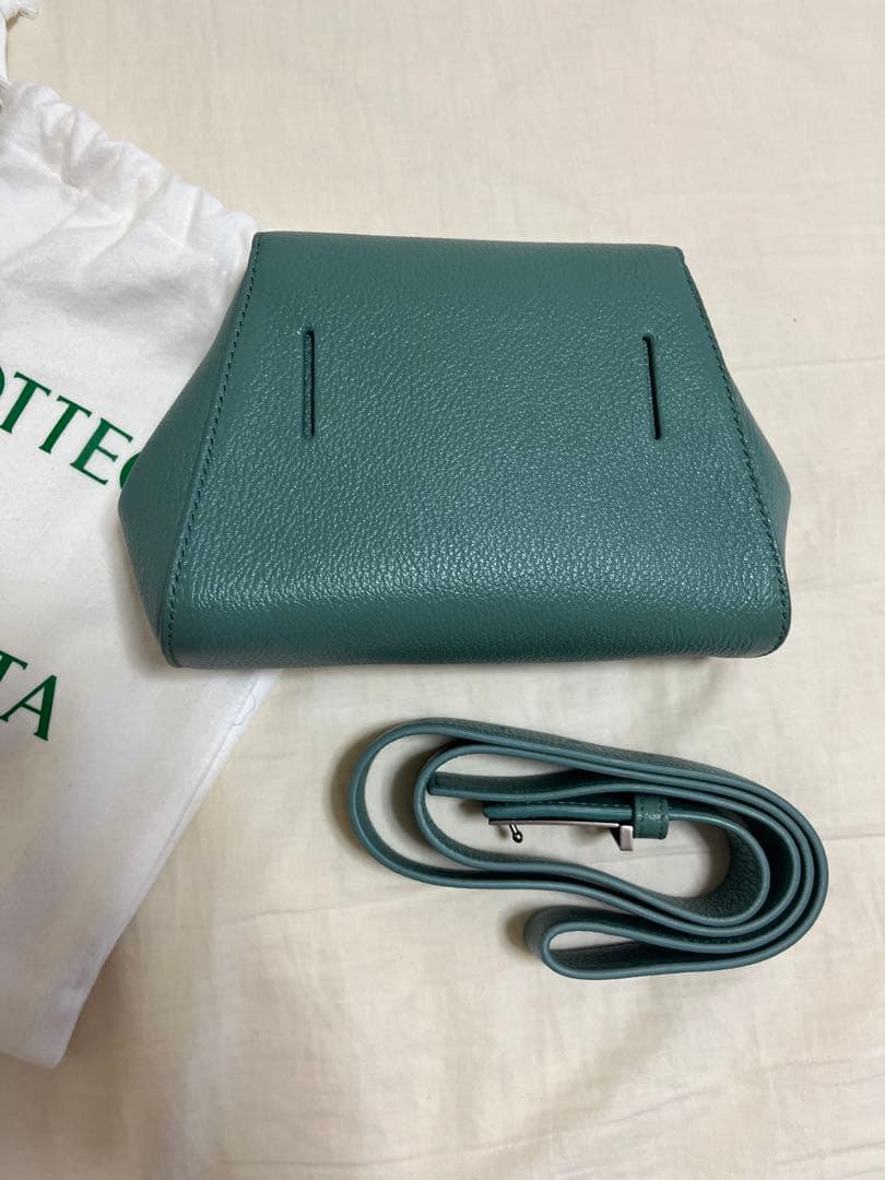 新品　ボッテガ　BOTTEGA VENETA 緑　ショルダー　バッグ　ウエスト