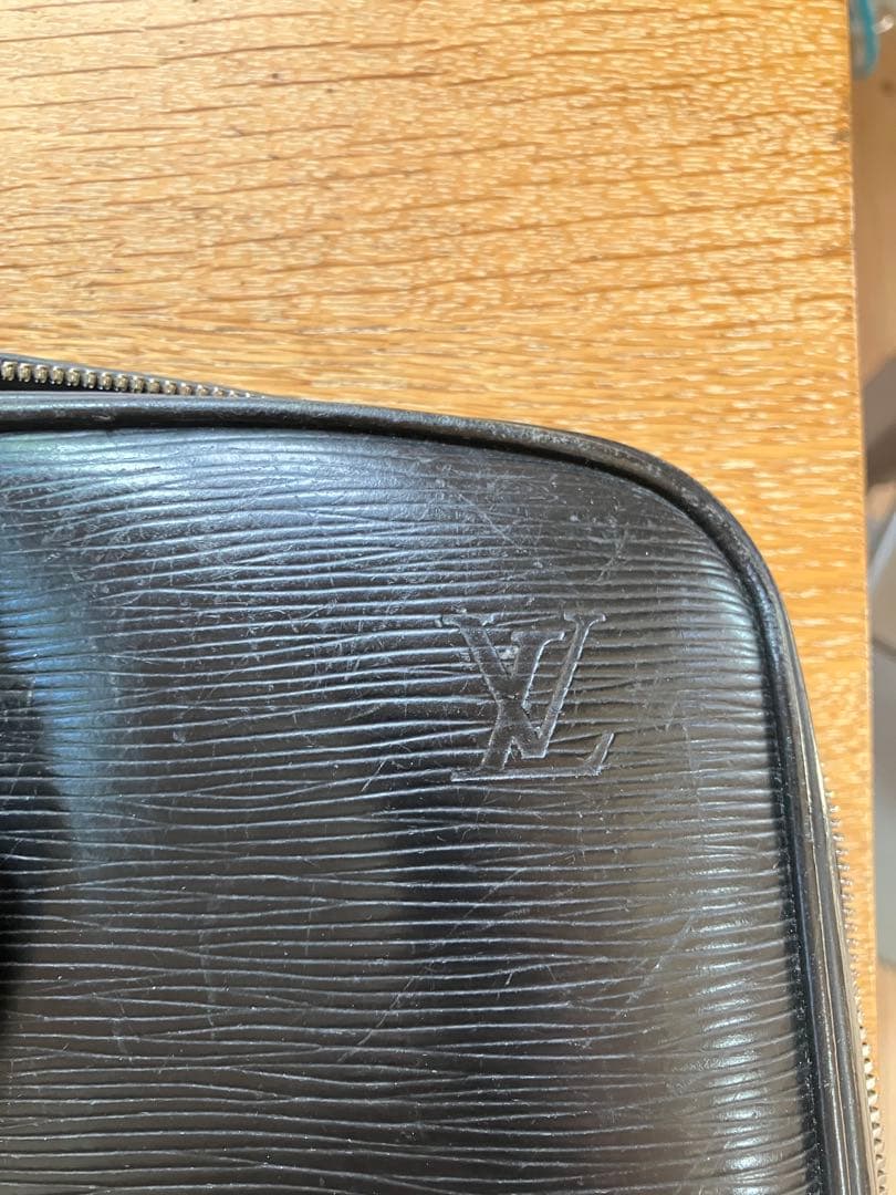 ら*む様 ルイ・ヴィトン エピ ビジネスバッグ ポルト ドキュマン・ヴォワヤージ