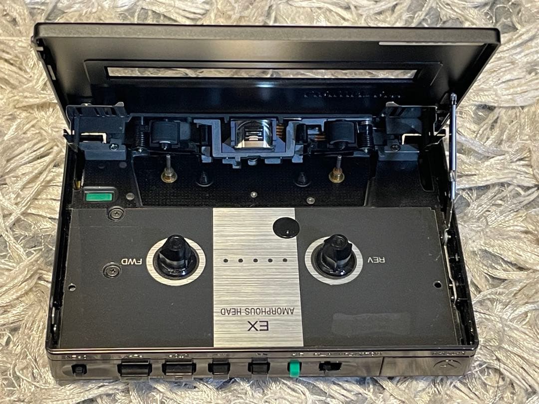 SONY WM-150 WALKMAN カセットプレーヤー　ケース付ウォークマン