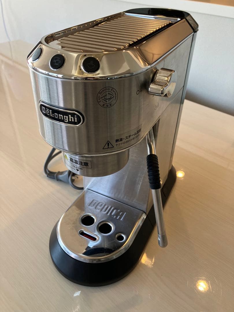 Delonghi Dedica Arte エスプレッソカプチーノメーカー
