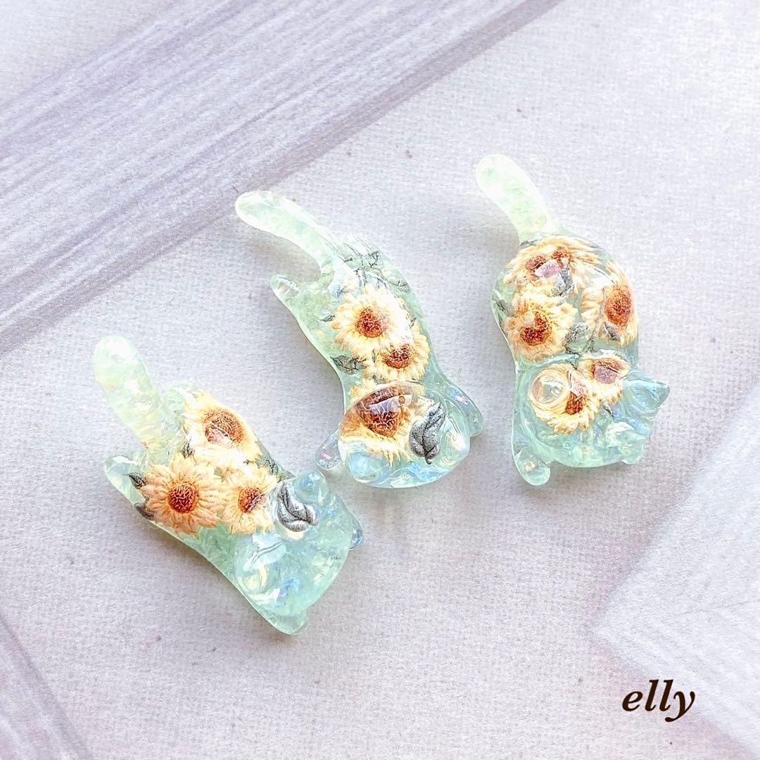 【sawasawa様】1374.天然石　琉球ガラス　星型　ジャンピング猫　レジン