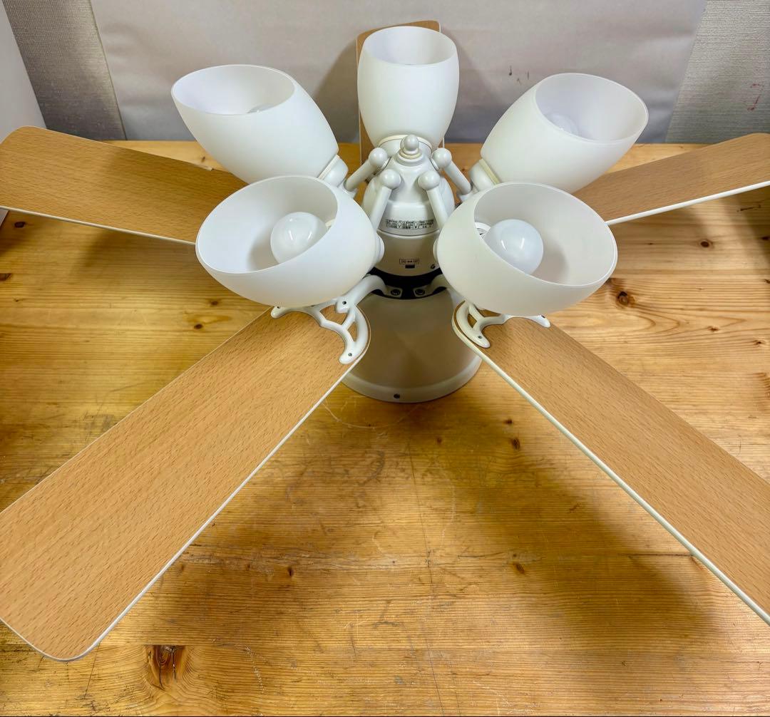 Odelic WF444 シーリングファン