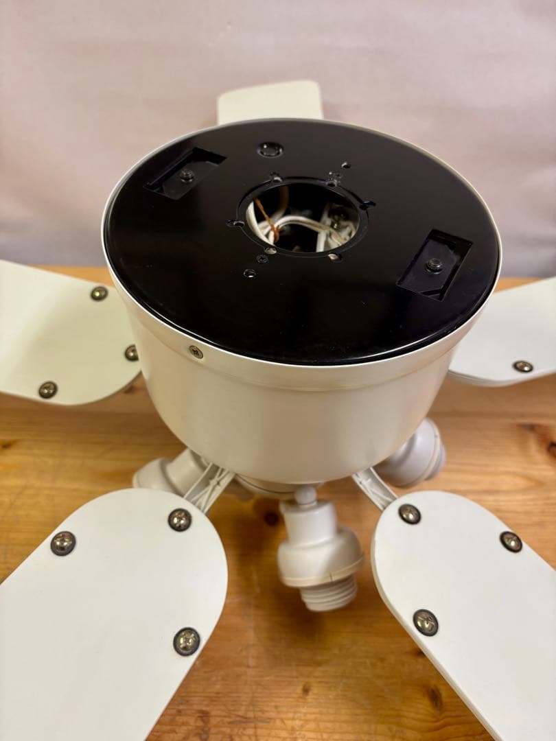 Odelic WF444 シーリングファン