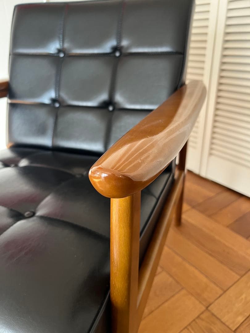 カリモクKチェア