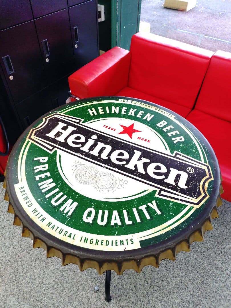 希少 ヴィンテージ Heineken ハイネケン ボトルキャップ 王冠 テーブル