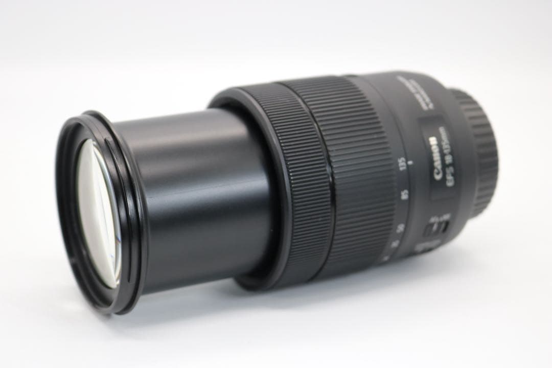 【Canon EF-S18-135mm F3.5-5.6 IS USM 】